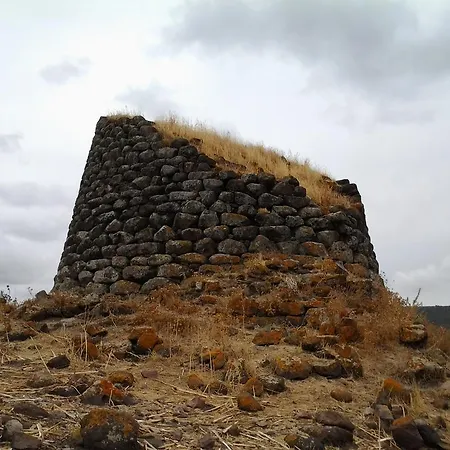 ベッド・アンド・ブレックファスト Antica Botte サッサリ